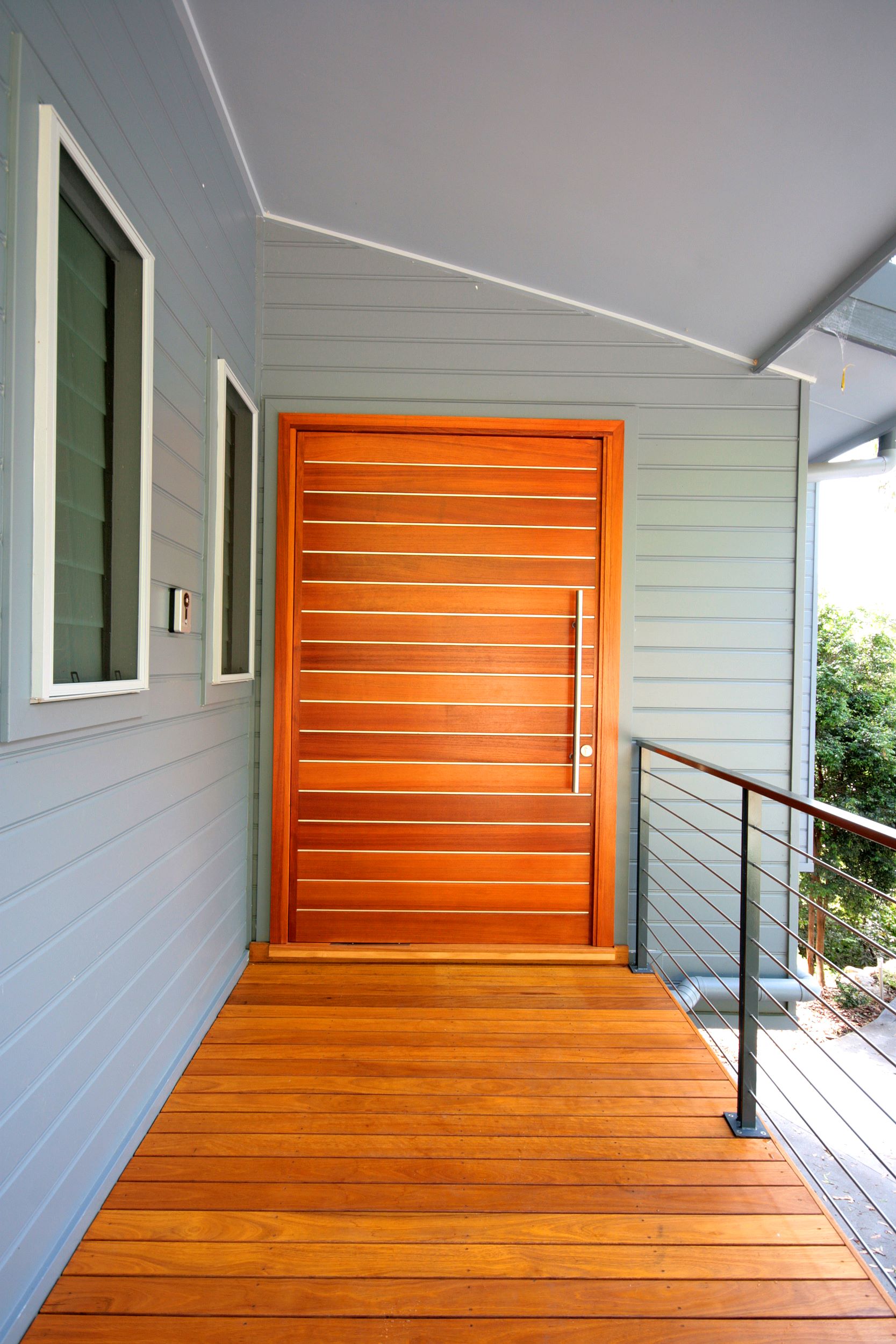 EXTERNAL05 2500